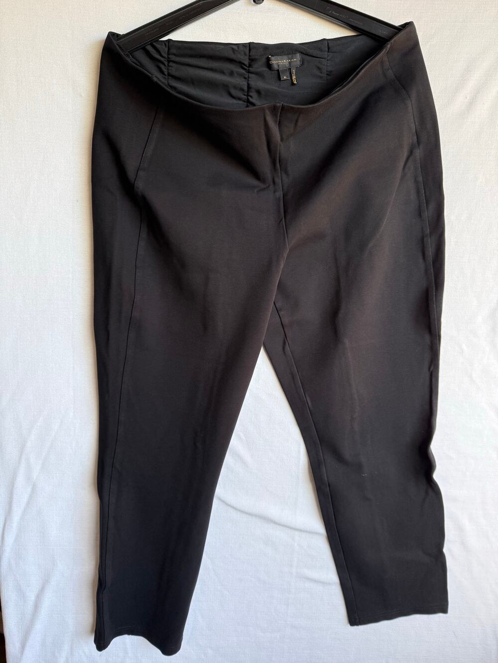 Banana Republic women’s trousers premium Ponte Knit